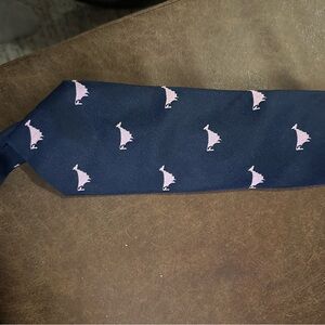 Vineyard Vines Island Print tie Navy Blue Tie with Pink Pattern
